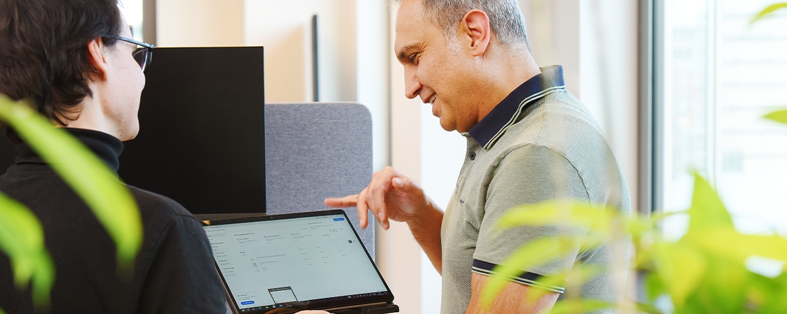 IT Service / User Help Desk / 1st and 2nd Level Support (all genders), 1. Bild